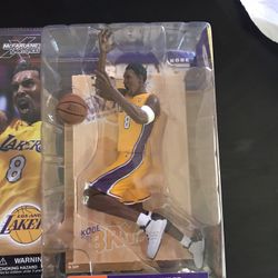 Los Angeles Lakers Kobe Bryant McFarland Figure