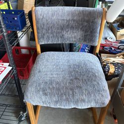 4 Kitchen Chairs