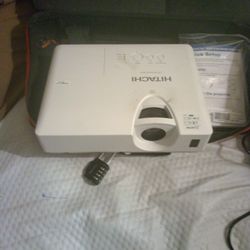 Hitachi Projector X3041