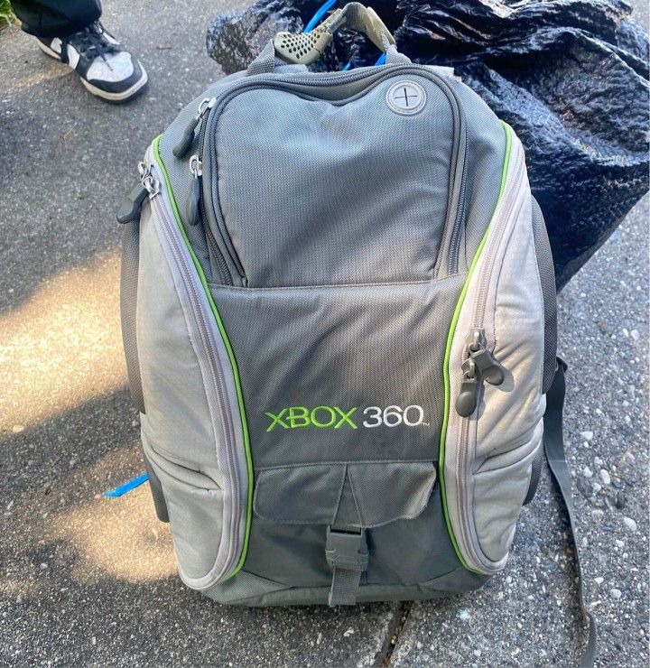 Xbox 360 Plus Backpack