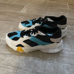 Reebok Classic x Gigi Hadid Aztrek Double 93 Lace Up Unisex Trainers DV5387