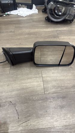 OEM Side Mirror P68582412AA Jeep Dodge RAM Power Heated Dual Glass