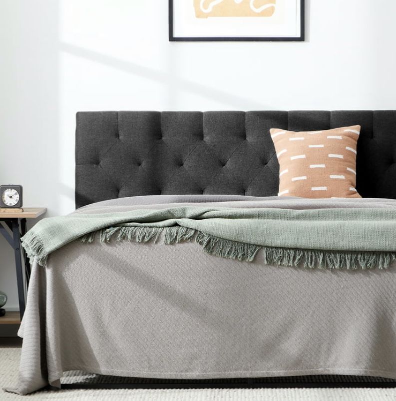 QUEEN SIZE HEADB AND FRAME NEW