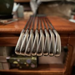 Mizuno JPX 919 Forged & JPX 921 Forged 4-GW Iron Set