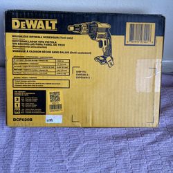 DEWALT 20V MAX* XR Drywall Screw Gun, Tool Only DCF620B