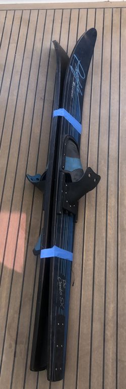 Water Skis 
