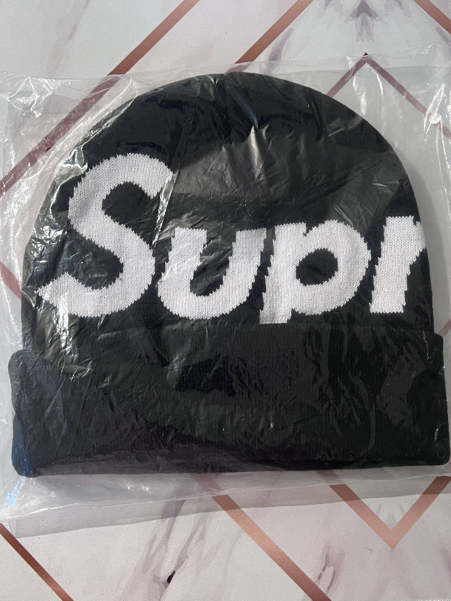 Supreme Big Logo Black Beanie FW22 (DS)