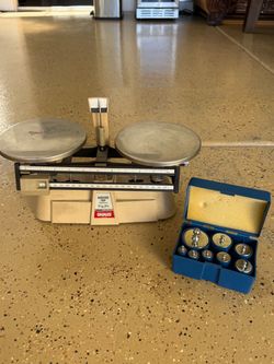 OHAUS Harvard Trip Balance Scale 2kg / 5lb with Weight Set