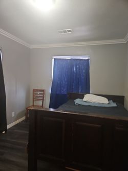 1 BEDROOM 12×9 W/ SHARE FULL BATHROOM KITCHEN PRIVILAGES. LAUNDRY OPTIONAL AT EXTRA COST