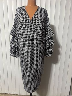 Houndstooth Ruffle Sleeve V-Neck Dress