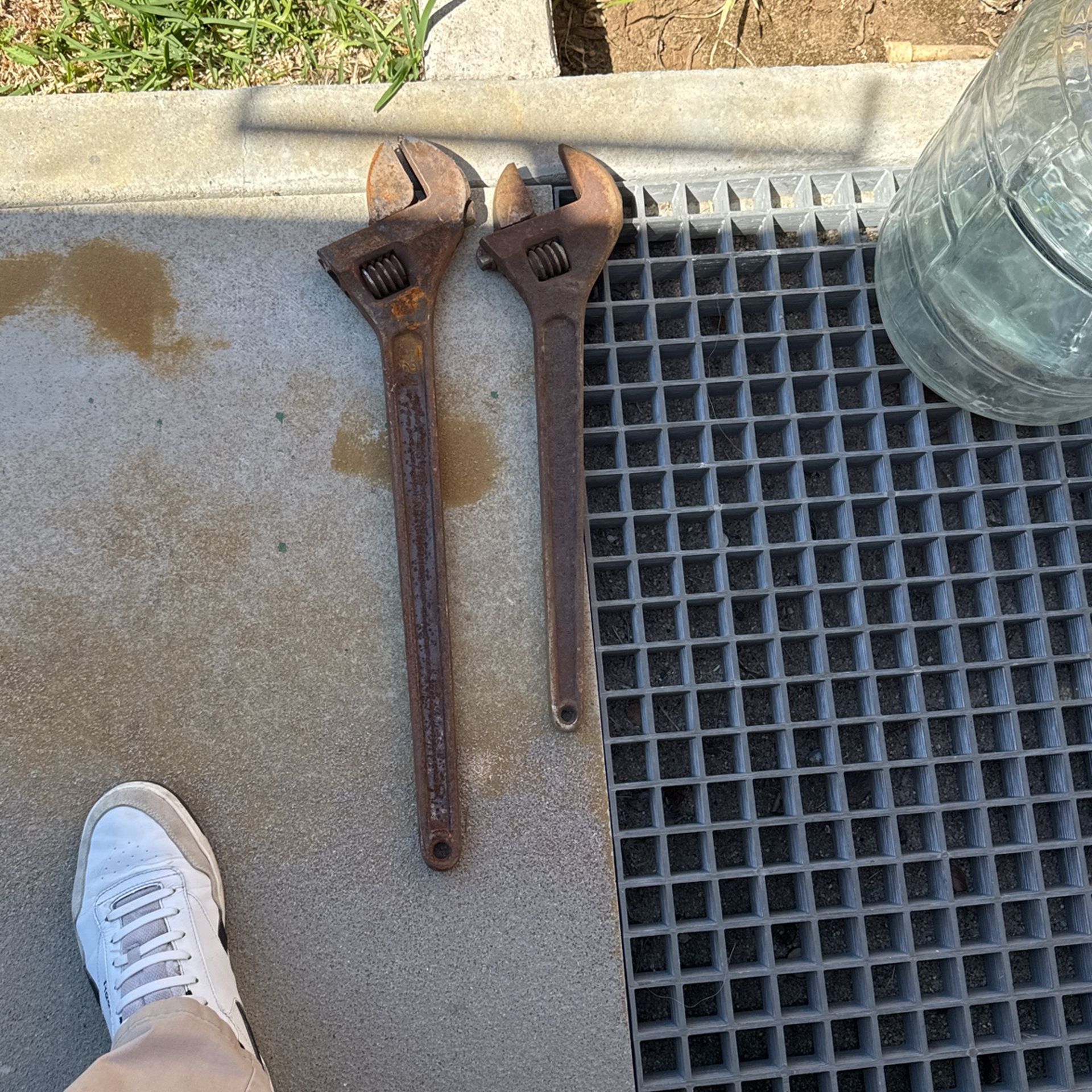 Large Adjustable Wrenches