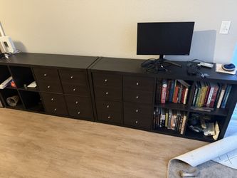 2x Cube Storage Units