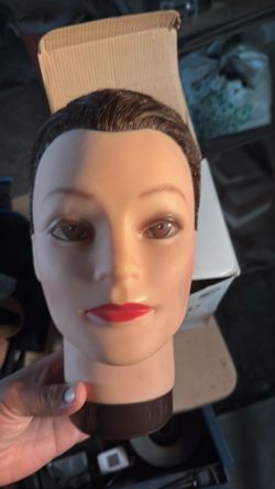 Barber mannequin heads plus stand