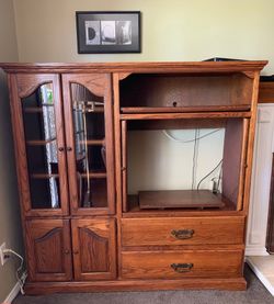 SOILD OAK BOOK SHELF & ENTERTAINMENT CENTER
