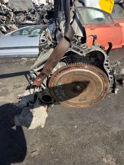 Parts 2004 Honda CRV 2.4 AT 4x4 Transmission $900
