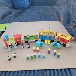 Vintage Fisher Price Little People Circus Train Set - Wooden People