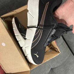 Women’s Puma Shoes