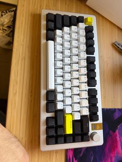 GMMK Pro 3 HE wireless