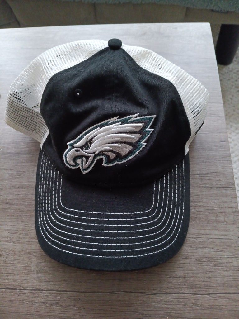Eagles Trucker Hat