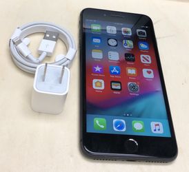 iPhone 8 Plus 64GB Factory Unlocked