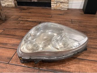 Mercedes S (contact info removed) Passenger headlight