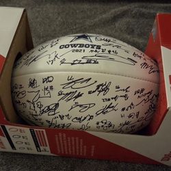 2021 Dallas Cowboys Team Facsimile Signed “The Duke” Football white and brown