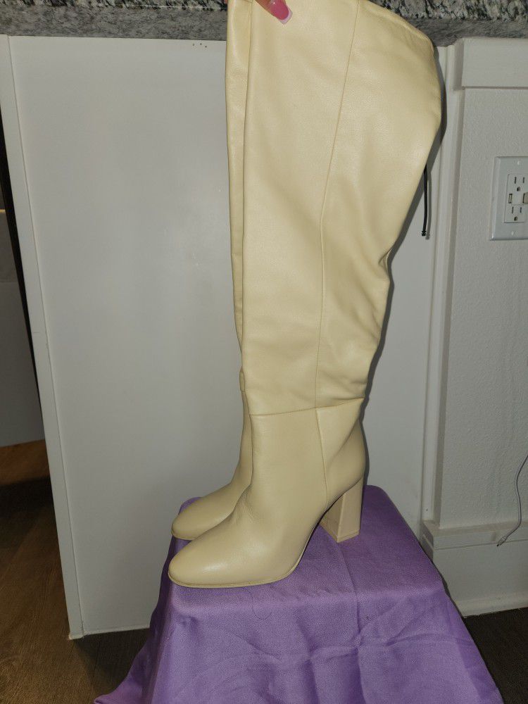 Women's Thigh High Boot Size 7