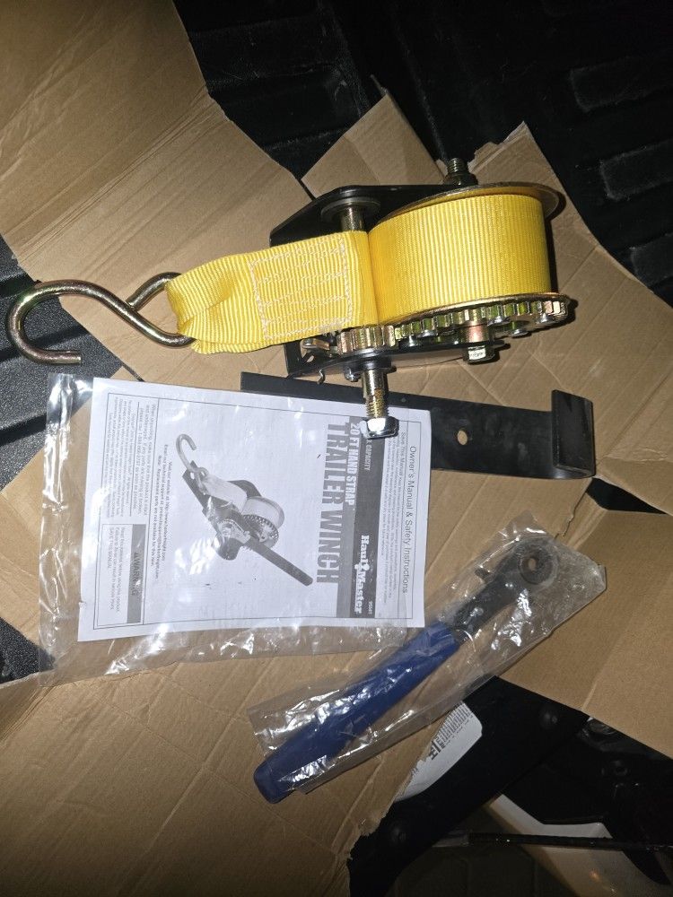 Hand Winch 900 Lb Capacity