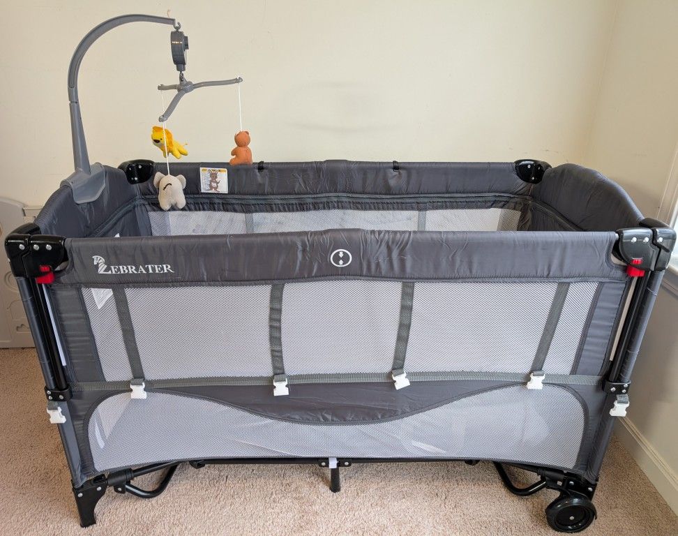 Baby Bassinet/ Baby Bedside Sleeper