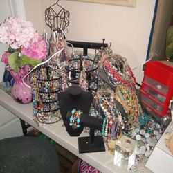 Estate Sale Jewelry.