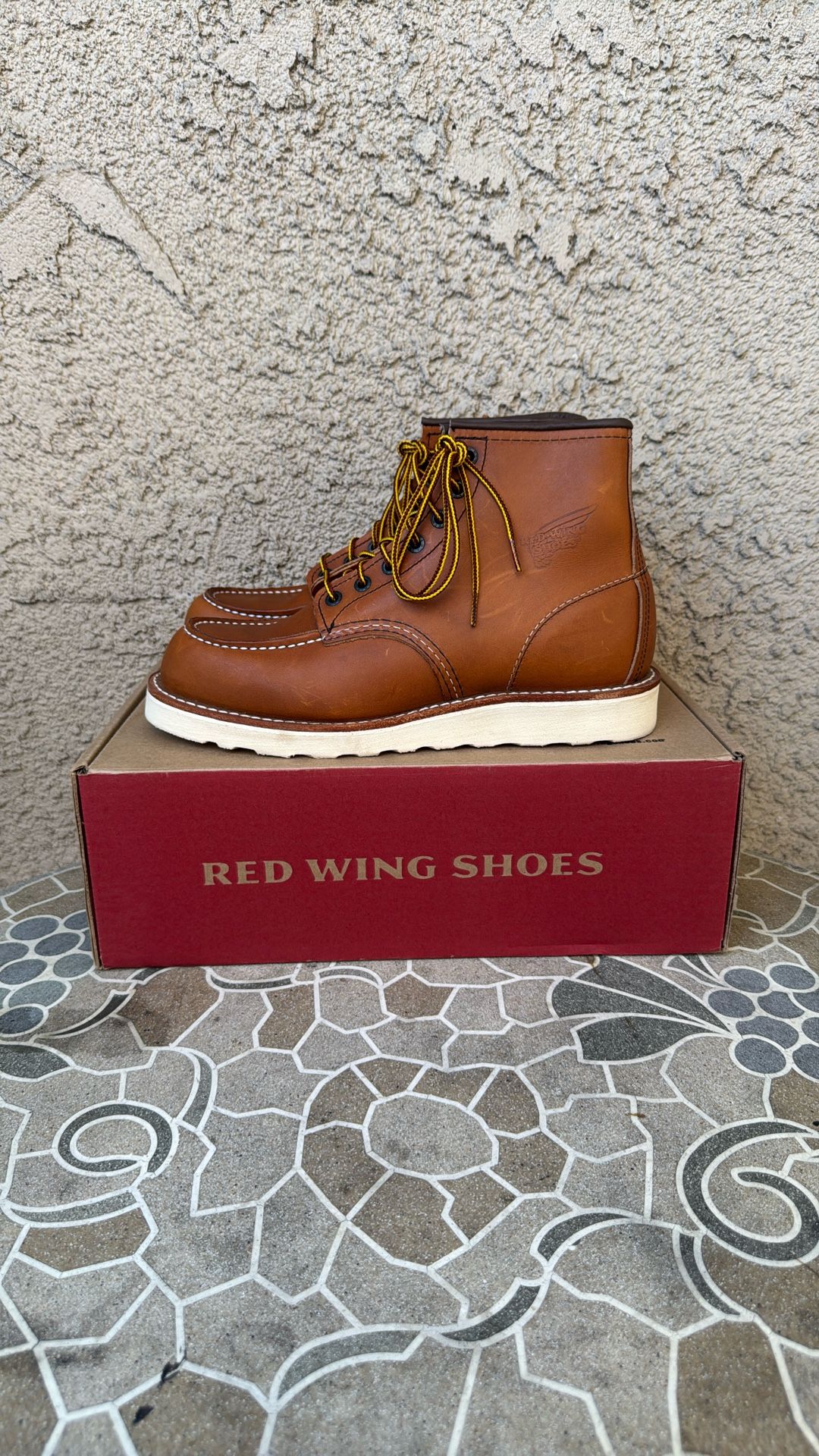 BOOTS RED WING 10875 SIZE 7.5 MENS