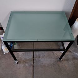 TV Table Glass Top w/Wheels