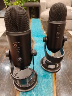 Blue Yeti USB Microphones – Lot of 2