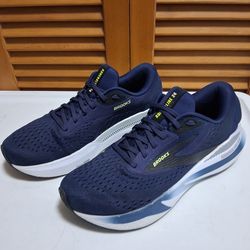 Brooks Adrenaline GTS 24 Men's Running Shoe * Size: 9 (Medium)