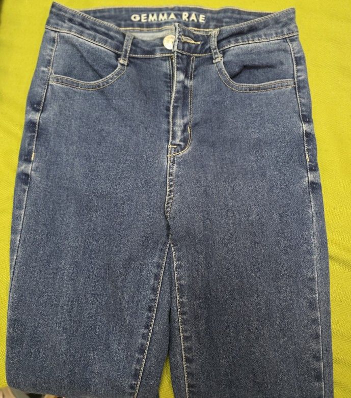 Gemma Rae Women's Jeans Size 7 (26x25)
