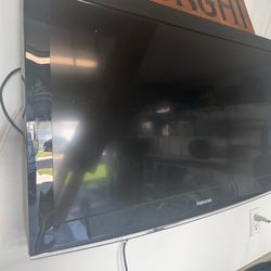 Samsung 31” Flatscreen TV