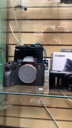 Sony a7R V open box