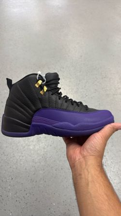 Jordan retro 12 size 10.5