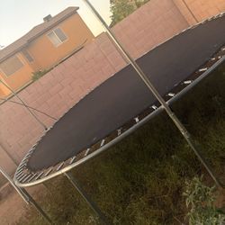 Trampoline 