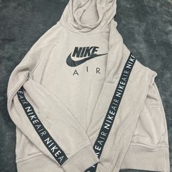 Women’s Nike Air Sweatshirt Size Large