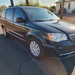 2015 Chrysler Town & Country