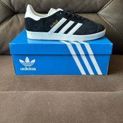 Women’s Gazelles adidas
