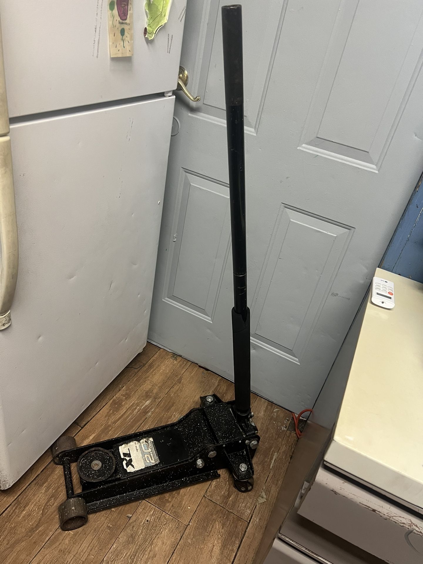 95$. JACK.  2TON.  work. perfect 
