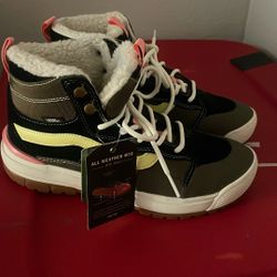VANS UltraRange Exo Hi MTE Canteen Black  Marshmallow