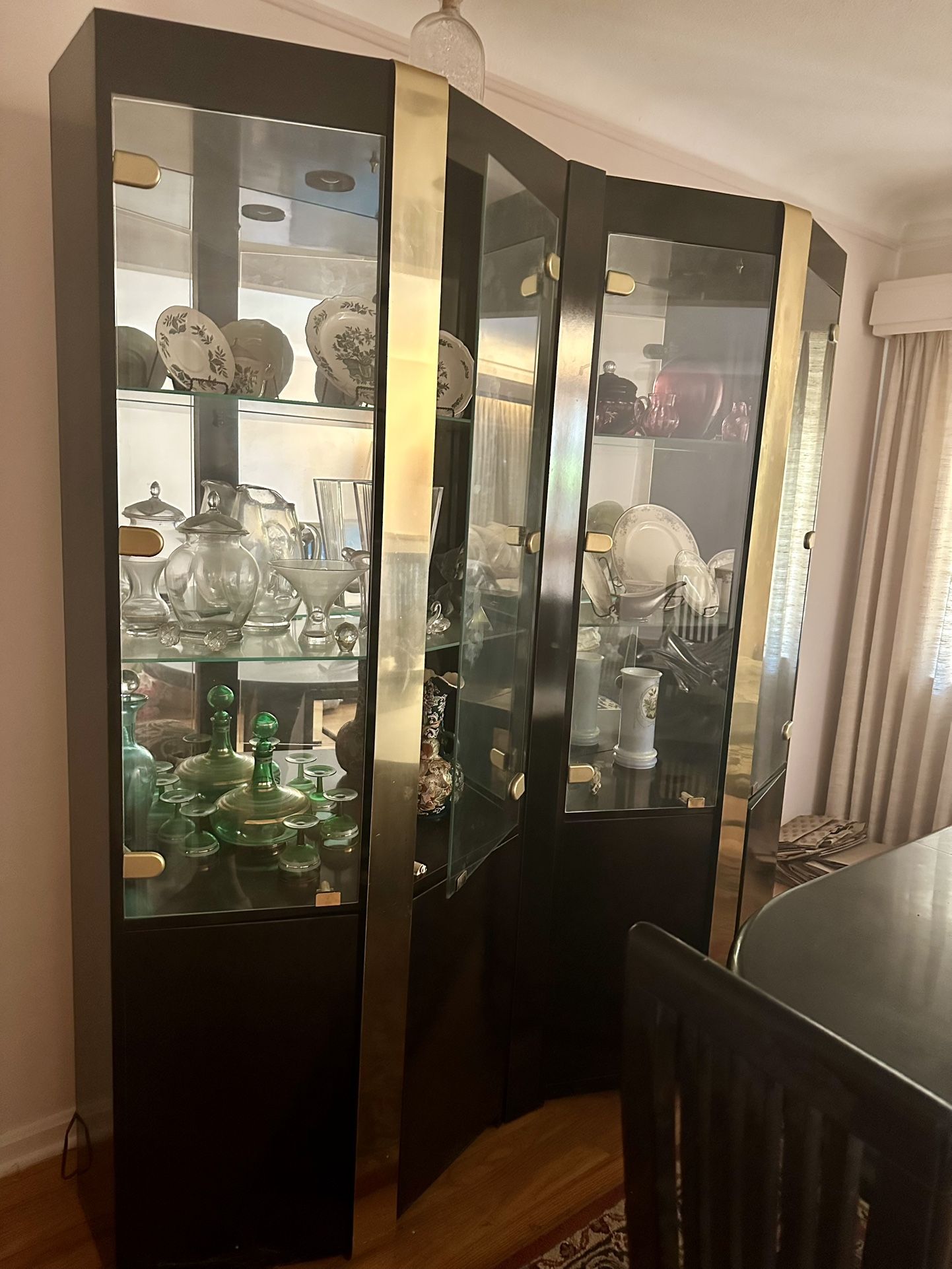 Lighted Black & Brass Glass Display Cabinet – Mirrored 3-Piece. $650 OBO