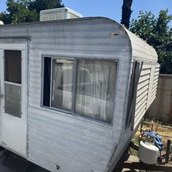 RV Trailer 
