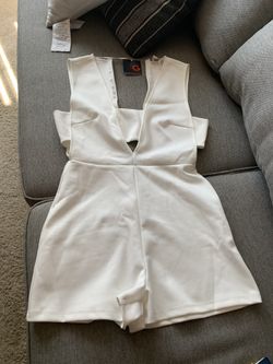 Guess / size small