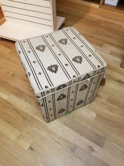 Cushion stool seat storage