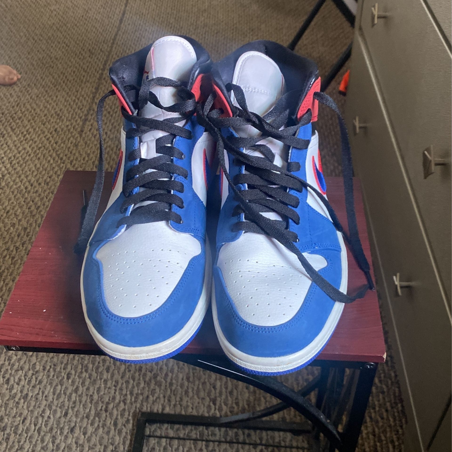 Air Jordan Mid Multicolor Swoosh) Men's Size 11