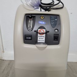 Oxigen Compressor And Encubator 